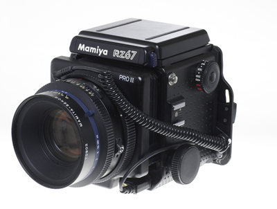 How to use a cable release with the Mamiya RZ67